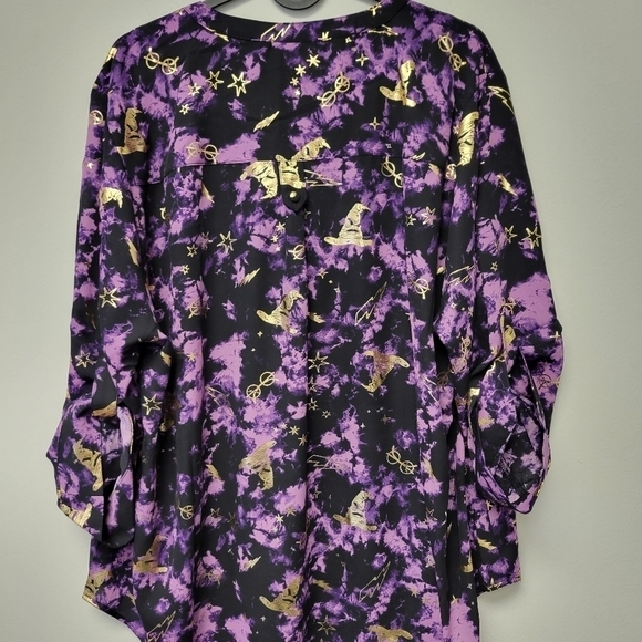Torrid Harry Potter Galaxy Icons Harper Georgette Blouse Purple Gold 2X - Picture 4 of 8